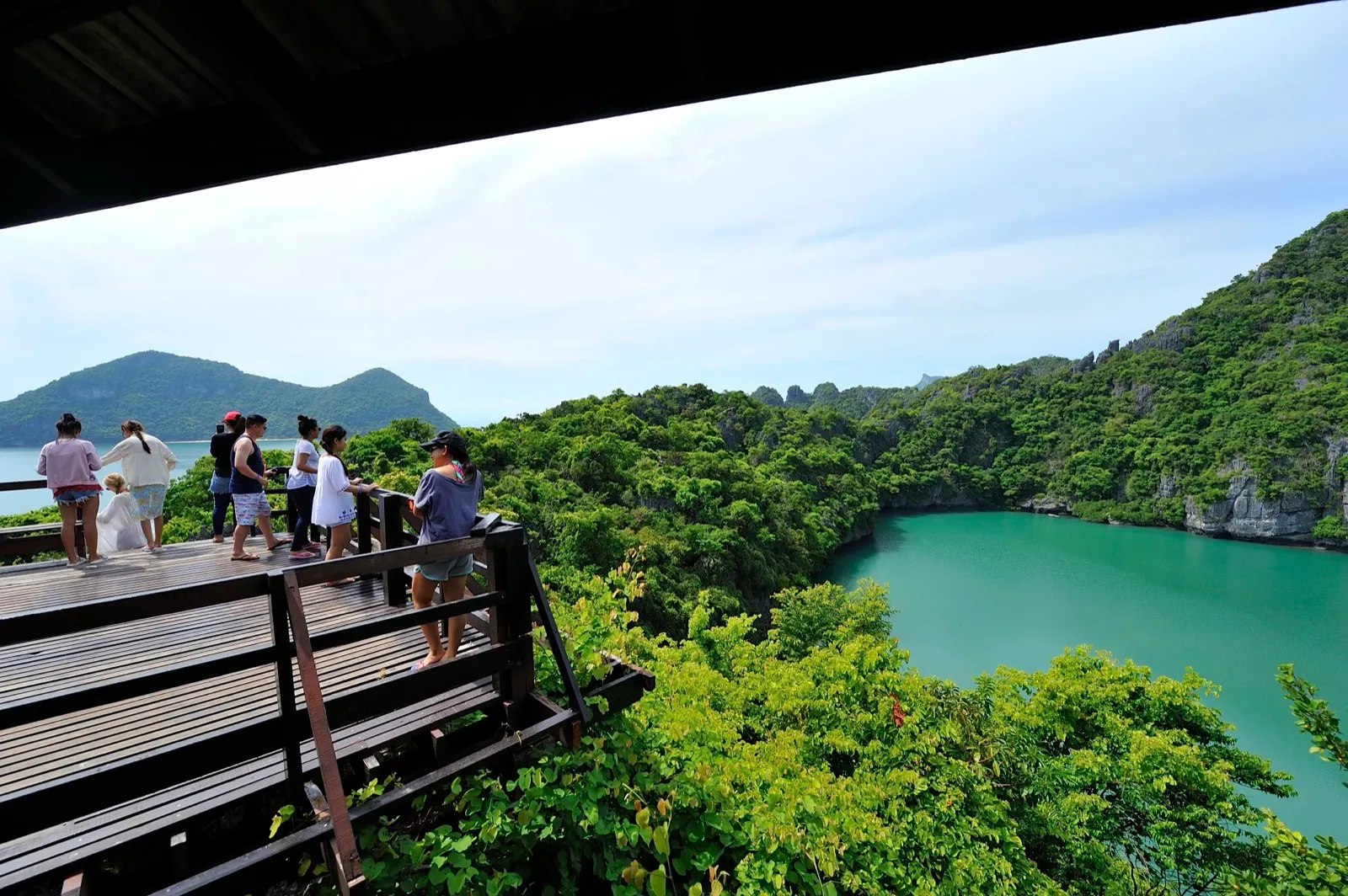 Schnellboot zum Angthong-Marinepark